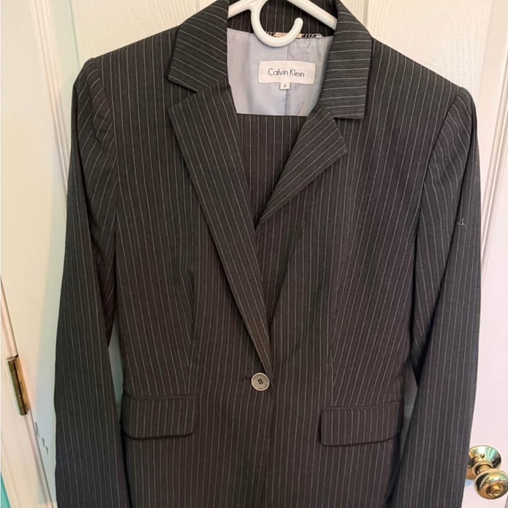 Calvin Klein Women’s Pant Suit